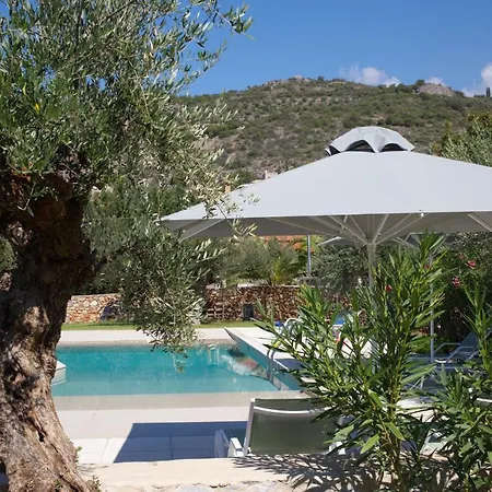 Mythies - In Mani * Lévktron